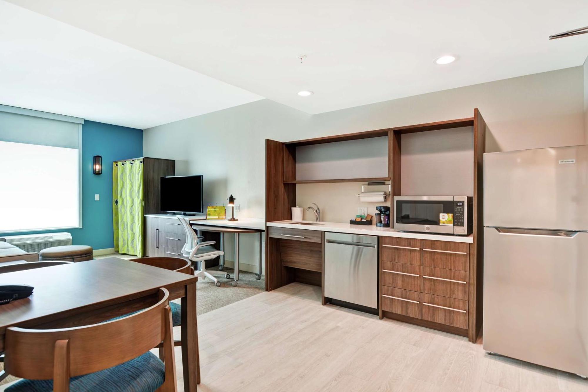 Home2 Suites By Hilton Bettendorf Quad Cities Экстерьер фото